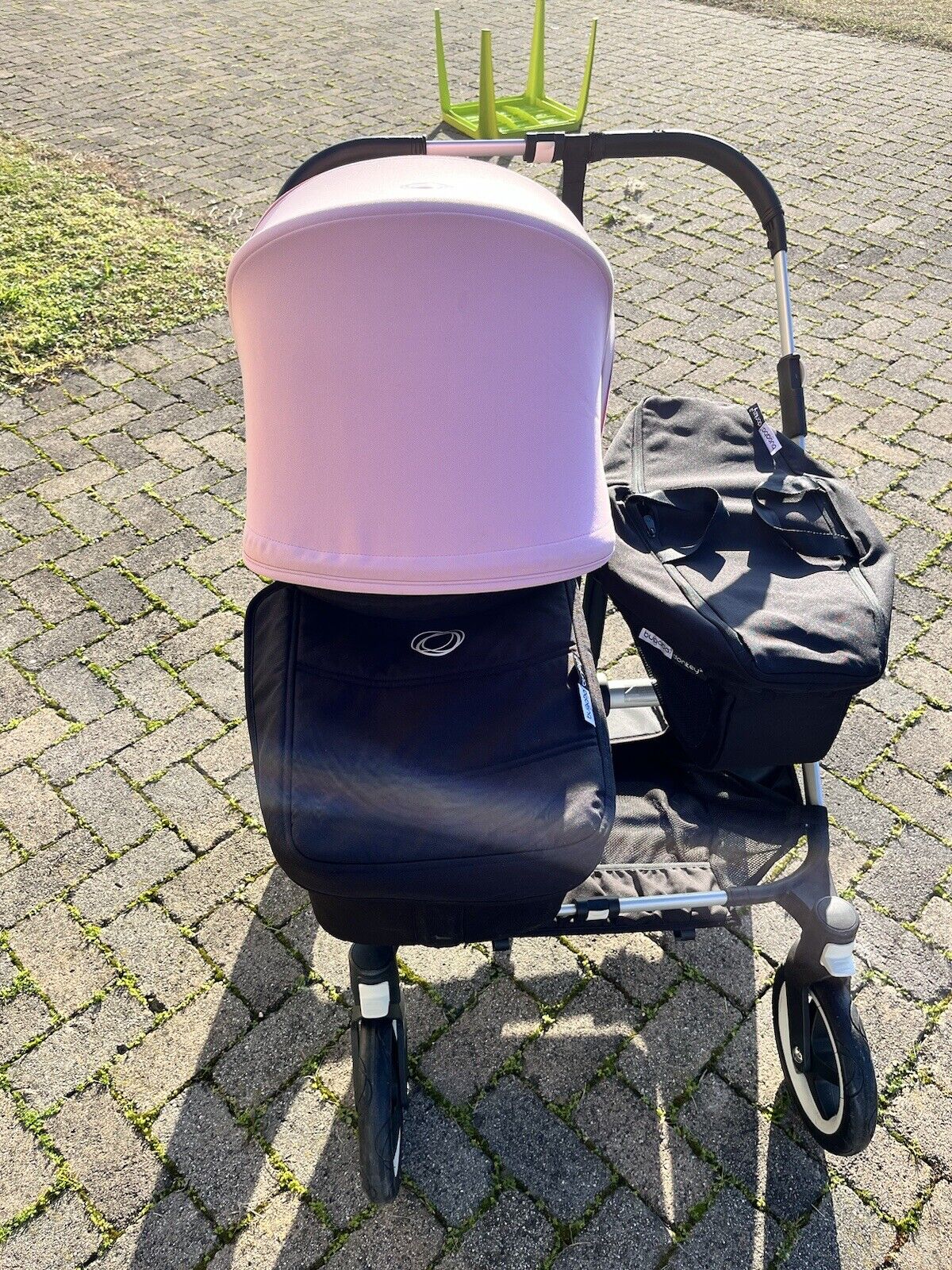 Foto 15 di 24