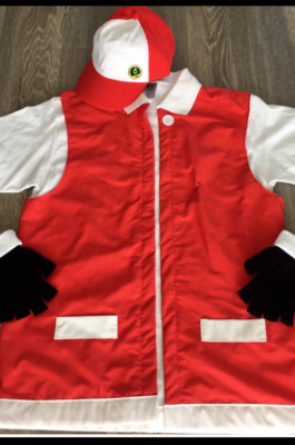 3pc POKEMON TRAINER - RED  - jacket Hat & Gloves USA