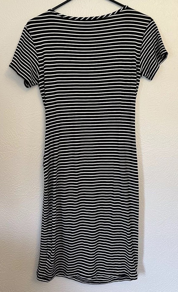 Loveappella Women Black And White Stripped Casual Dress Size M eBay