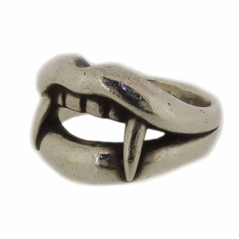 Yohji Yamamoto Silver ring Gothic vampire ring 950 size: 15 Yohji Yamamoto Silver ring Gothic vampire ring 950 size: 15