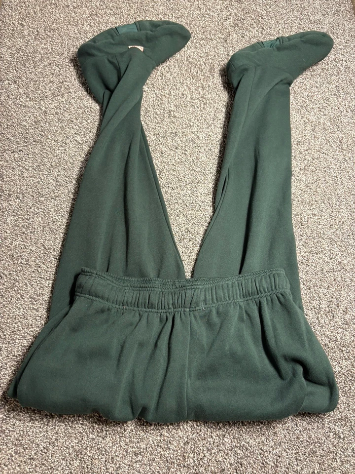 Pantalones deportivos Feejays adultos grandes abeto verde con patas Sherpa Footie PJs Foto 2 de 4