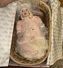 Ashton Drake Galleries Victorian Lullaby Nursery Collection Doll W/Box & COA SEE