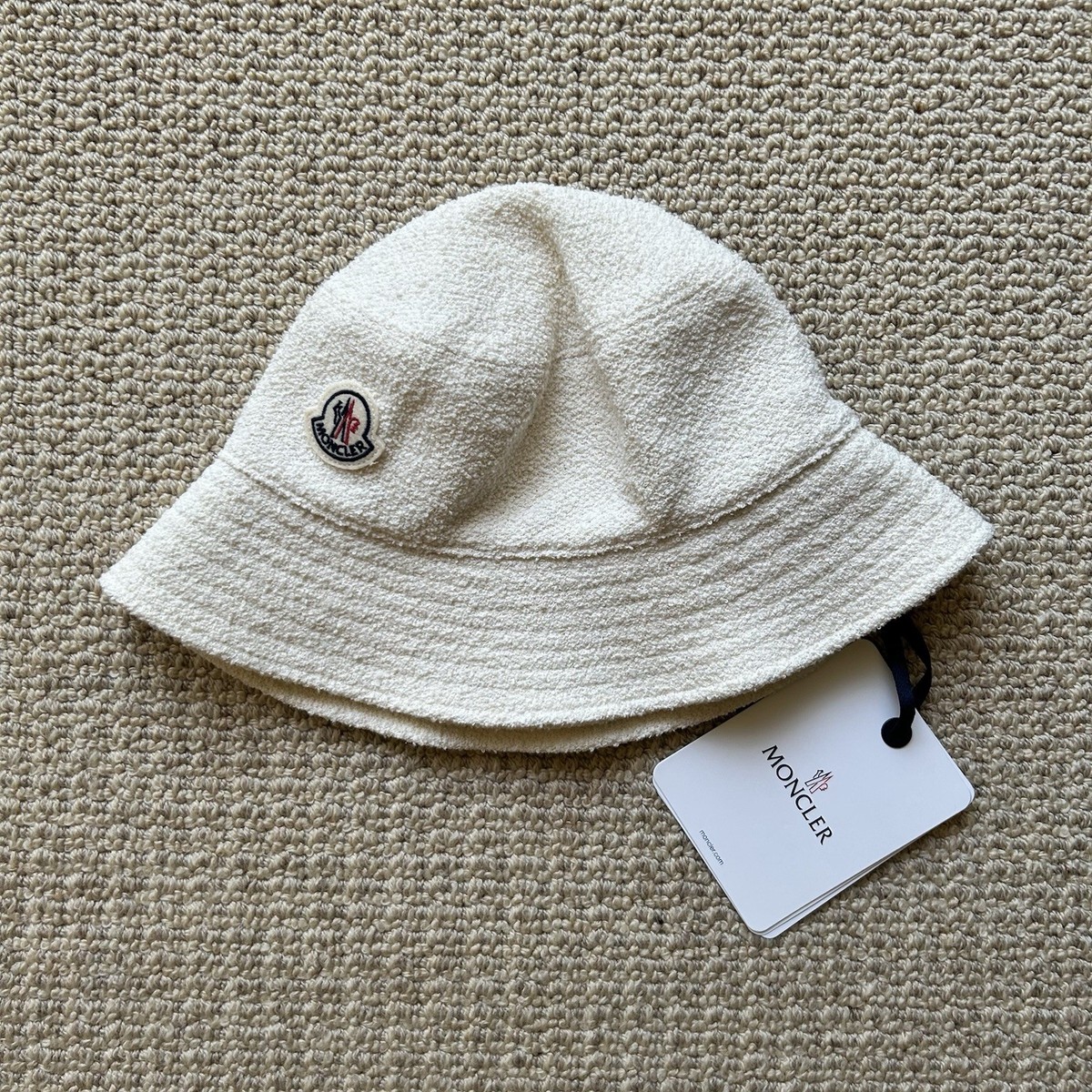 Moncler Logo Patch Terry Bucket Hat Size S | eBay display picture 1