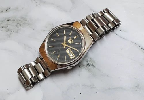 Seiko SKXM23 1997 Black Linen Sunburst Dial Retro Ultra Rare Vintage Automatic