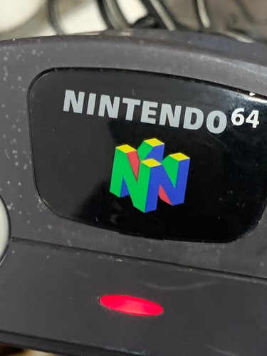 Console gioco Nintendo 64 con controller e cavi - Foto 2 di 16
