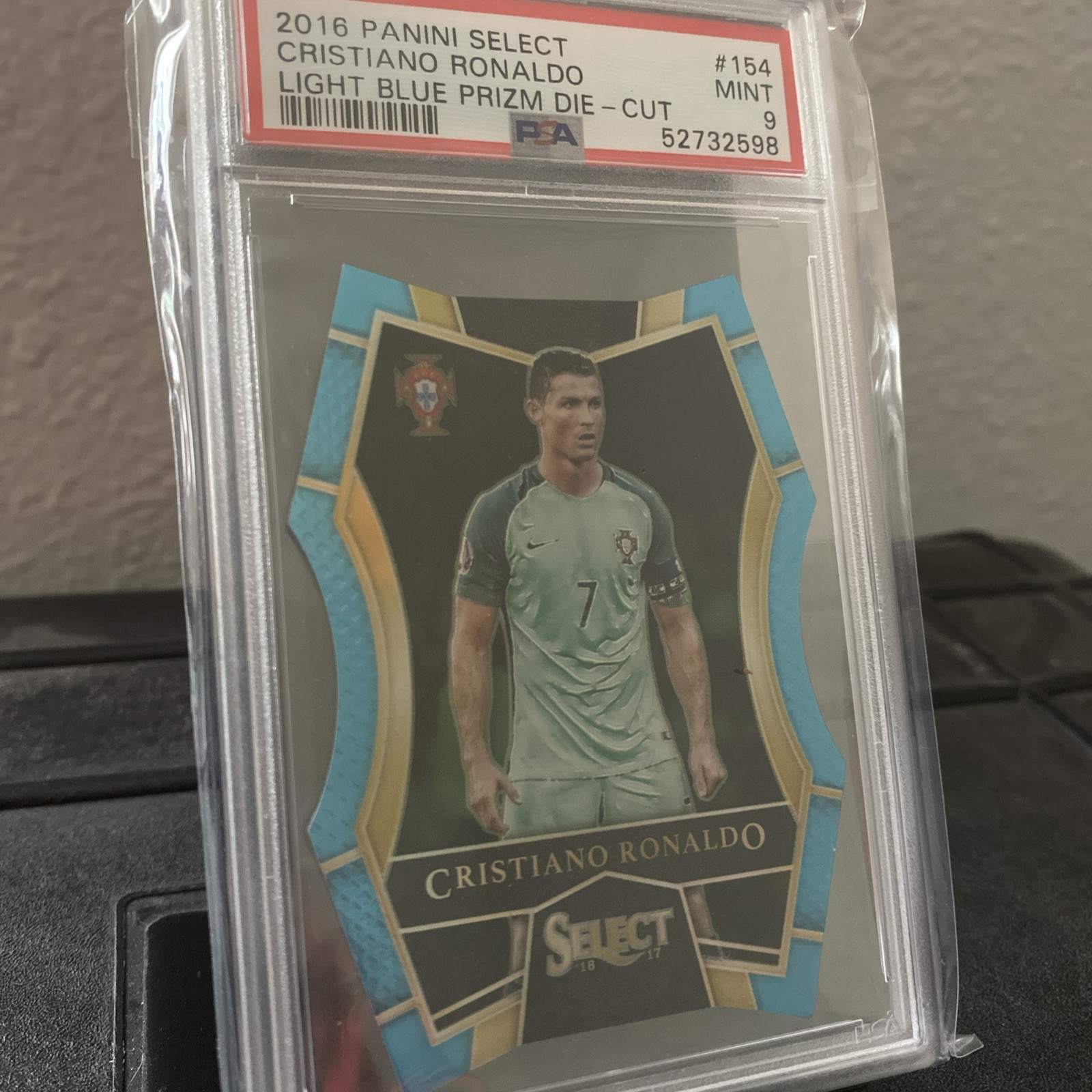 2016-17 Panini Select #154 Cristiano Ronaldo Light Blue Die-Cut SP /249 Portugal