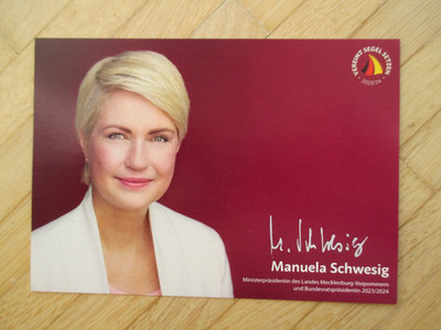 Mecklenburg-Vorpommern Ministerpräsidentin Manuela Schwesig handsign. Autogramm!