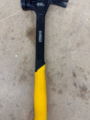 DEWALT 22 oz. Steel Framing Hammer