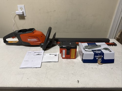 #ad Husqvarna 115iHD55 Battery Hedge Trimmer Battery Charger Included. OPEN BOX $139.99