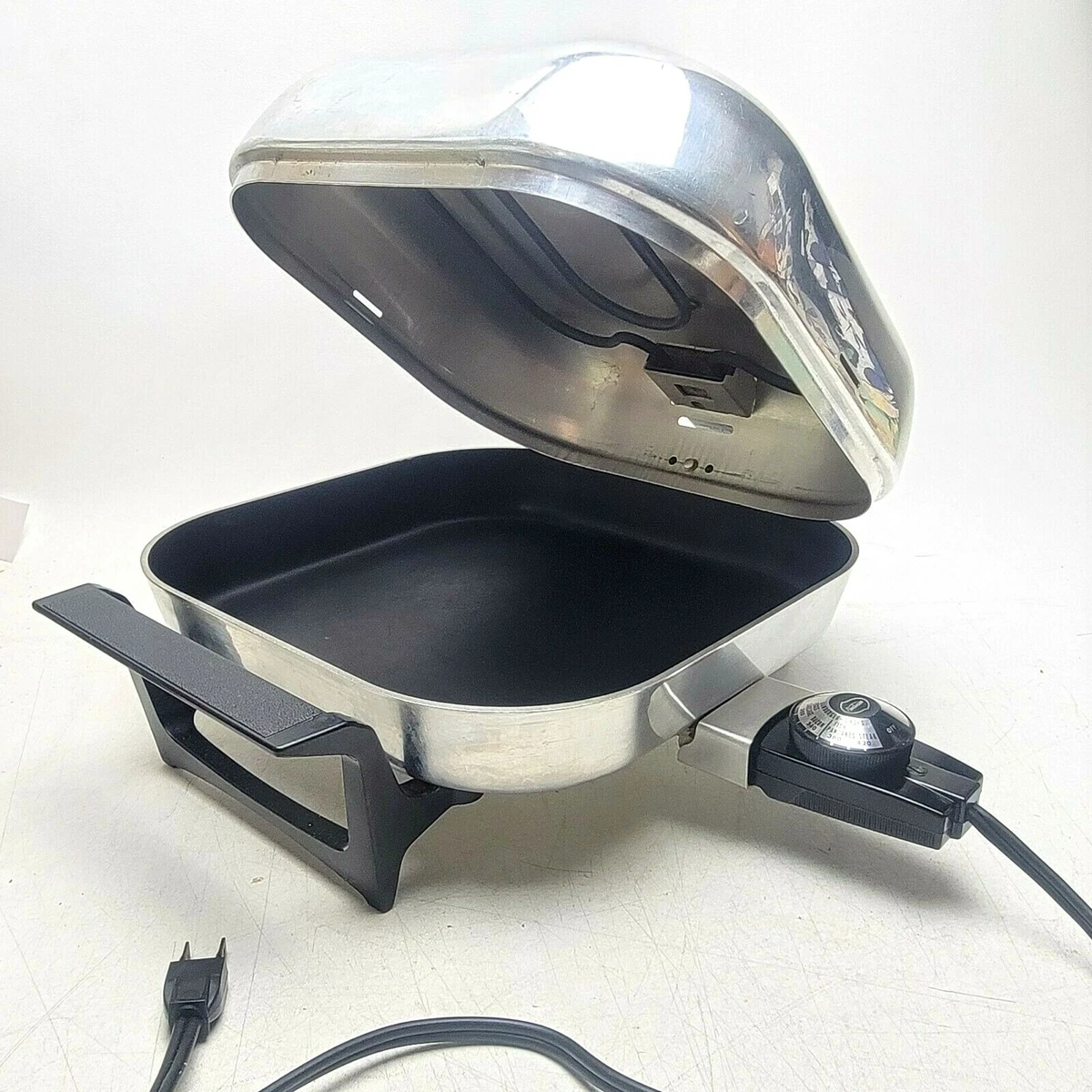 Vintage Aluminum Sunbeam Electric Frypan Skillet with Electric Broiler  Cover | eBay