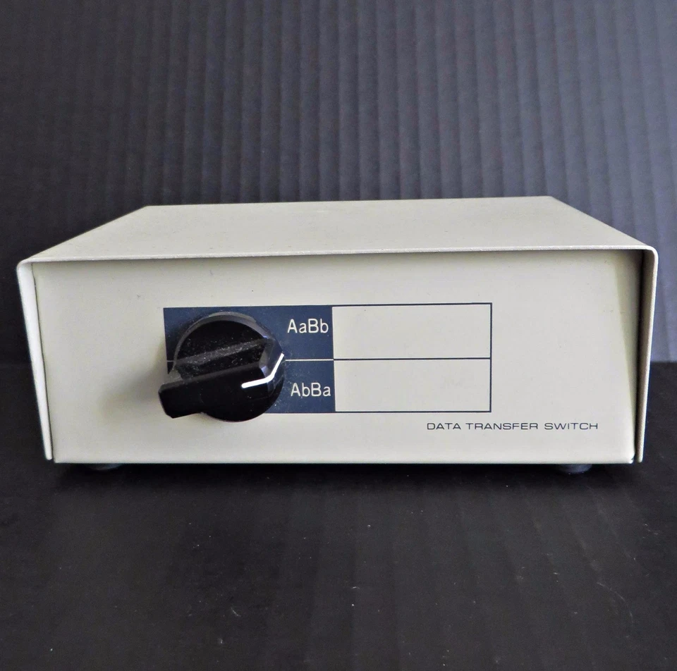 COMPU KIT DB-25 4 PORTS FEMALE MANUAL CROSSOVER DATA SWITCH METAL CASE 04442 - Image 2 of 4