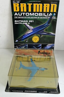 Batman Automobilia: Batman #61, Batplane II, 1:43 Model & Book No. 45 (d623)