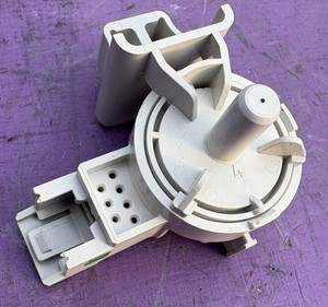 Original MIELE WKH121 TDos Waschmaschine Druckschalter 9353012