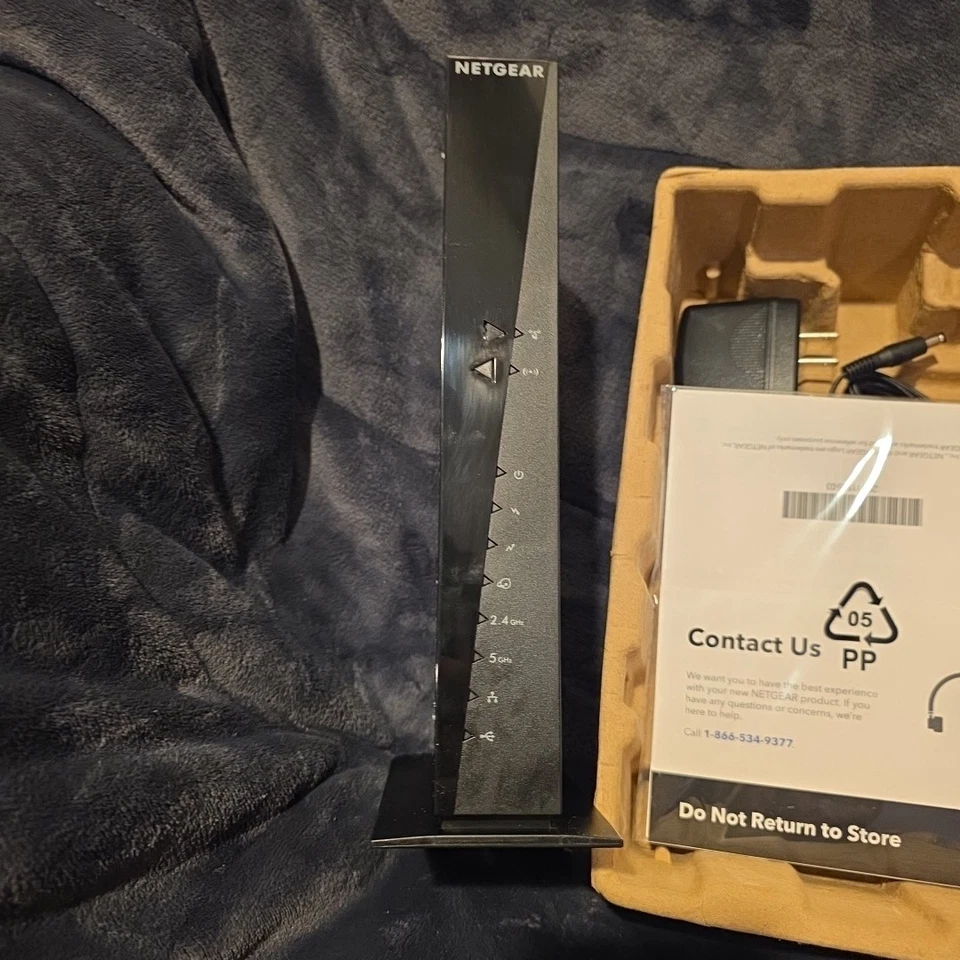 NETGEAR AC1750 WiFi Cable Modem Router Built-In DOCSIS 3.0-Model C6300 - Image 3 of 4