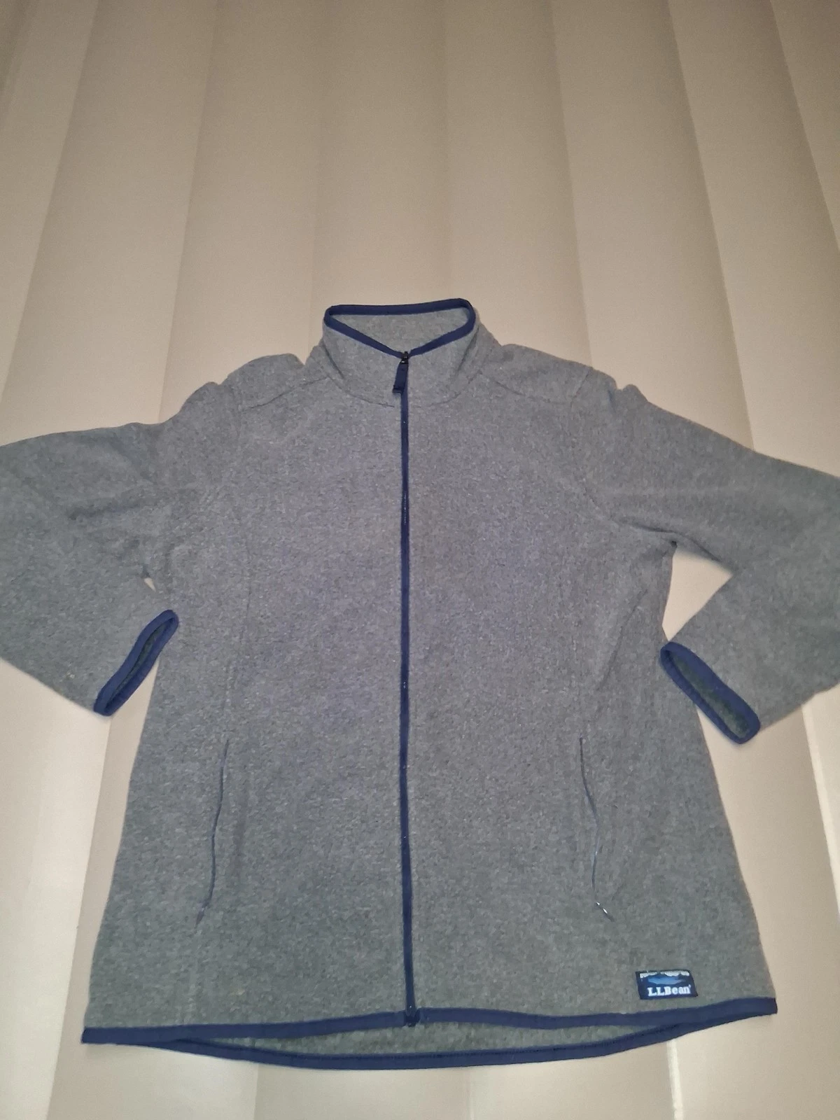 LL Bean Jacket Mens Medium Gray Fleece Full Zip Outdoors Hiking Layer Pockets