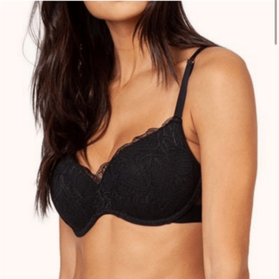 Lively Wireless Push-Up Convertible Bra Black Lace 34C