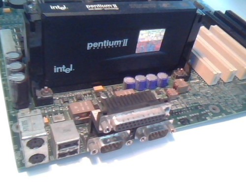 Pentium Motherboard Slot1 Intel 667143-309 E139761 HP Pavilion 8175 - Picture 2 of 8