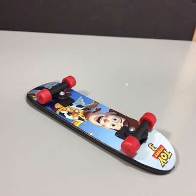 Disney Pixar Toy Story 3 Fingerboard Buzz Lightyear and Woody