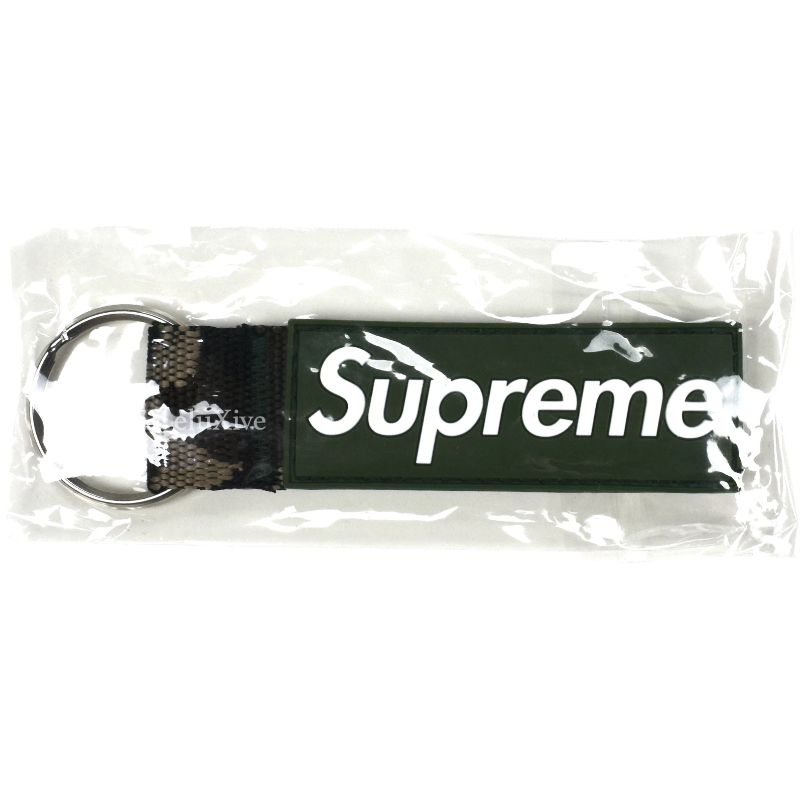 Neuf avec étiquettes boîte à motifs camouflage olive suprême patch logo sangle porte clés SS23 DS AUTHENTIQUE