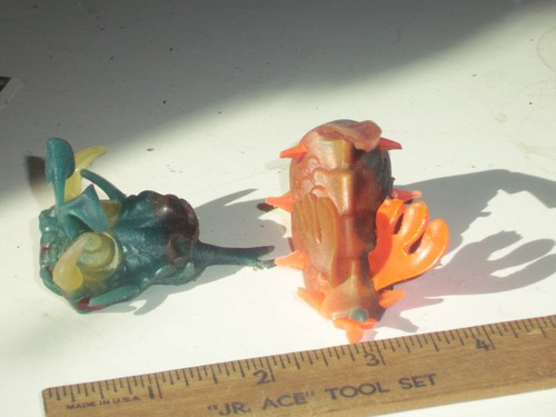 vintage 1970's rubber Japan, Hong Kong gum ball machine toy monster, dragon head - Picture 14 of 15