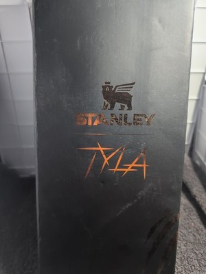 Stanley X  TYLA TYGER  40oz Limited Edition Quencher H2.0 Flowstate Tumbler NIB