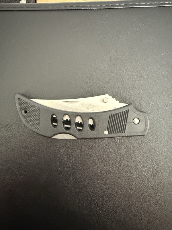 Pocket Knife- Appalachian Trail Stainless Steel Folding Knife- 3.5 Inches- Black