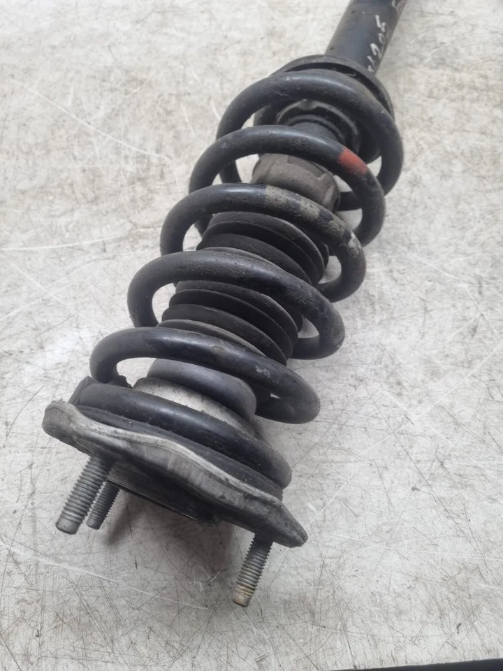 MERCEDES C CLASS W205 2.0 SUSPENSION LEG FRONT DRIVER SIDE A2053205813 2014-2019 - Image 3 of 4