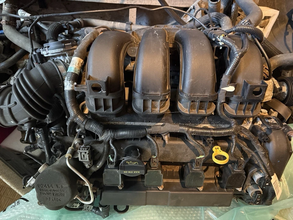 2012 2014 FORD FOCUS SE 2.0L Engine Only With 72k Miles. ( No Shipping ) - Image 2 of 4