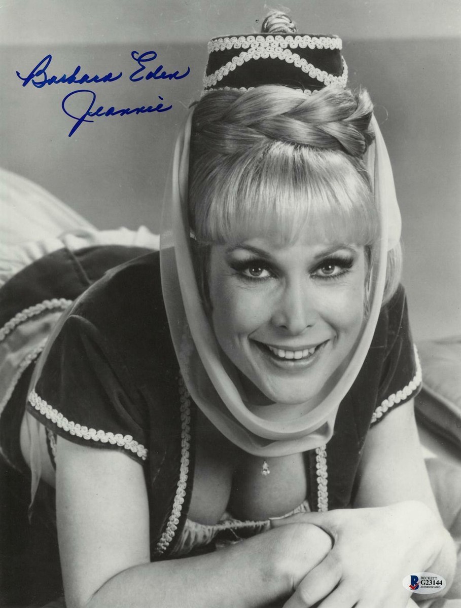Barbara Eden Signed I Dream of Jeannie Auto 10-3/4x14 B/W Photo