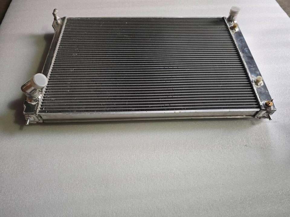Alloy Radiator Fit INFINITI M37 Q70 (Y51) VQ37VHR 2010-2019 12 13 14 15 16 17 18 - Image 3 of 4