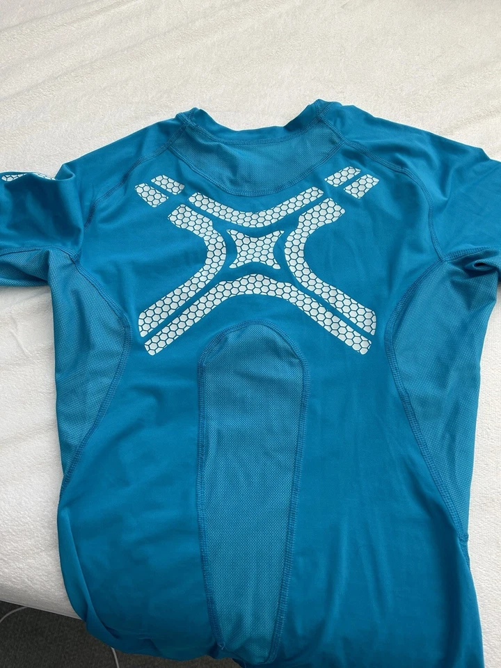 adidas Techfit Compression Top Men's- This Is Pre Owned Used 2-3x - Image 3 of 4