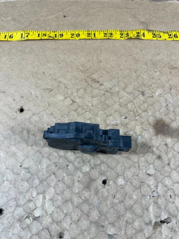 Actuador de motor de calefacción Mercedes Benz ML350 2006-2011 929888GD OEM. Foto 4 de 4