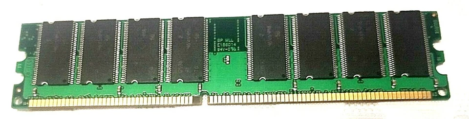  1GB Crucial PC-3200 (DDR-400) DIMM DDR SDRAM NON-ECC CT12864Z40B.16TD2 Memory - Image 2 of 2