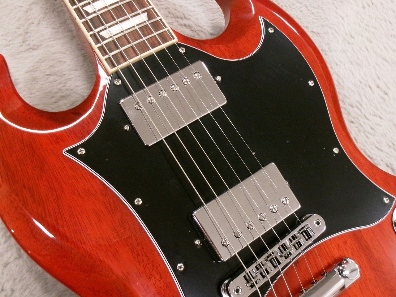 Gibson SG Standard Heritage Cherry, Electric Guitar, 60s Classic Design, Used