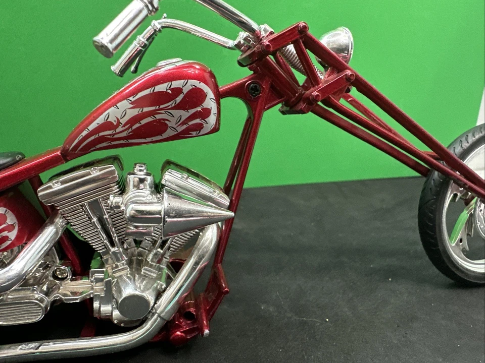 Vintage Chopper Low Rider Motorcycle Harley Davidson 11” OCC Style Diecast 1:12 - Image 4 of 4