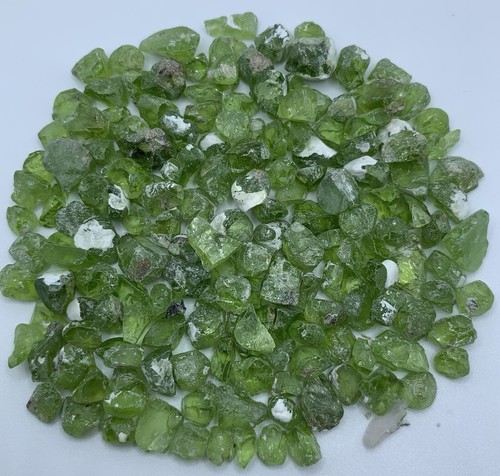 500 Carat Rough Peridot From Pakistan, For Wire Wrapping, Cabochon, Collections - Picture 7 of 7