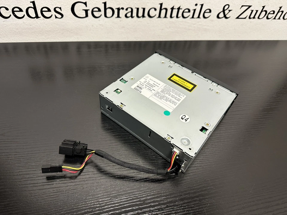 Orig. Mercedes E-Klasse W211 R171 W169 CD-Wechsler 6-Fach Wechsler A2118275542 - Bild 3 von 3