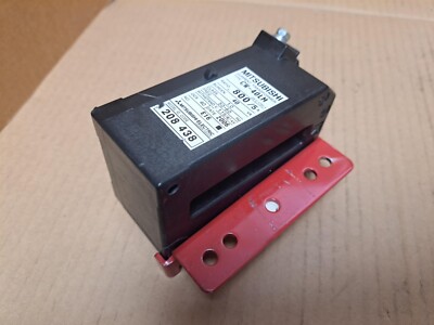Mitsubishi Electric Current Transformer Type CW-40LM