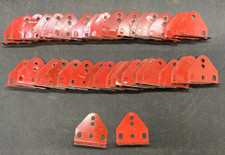 40 GILBERT ERECTOR SET PARTS, RED PAINTED ROUNDED CAR TRUCKS