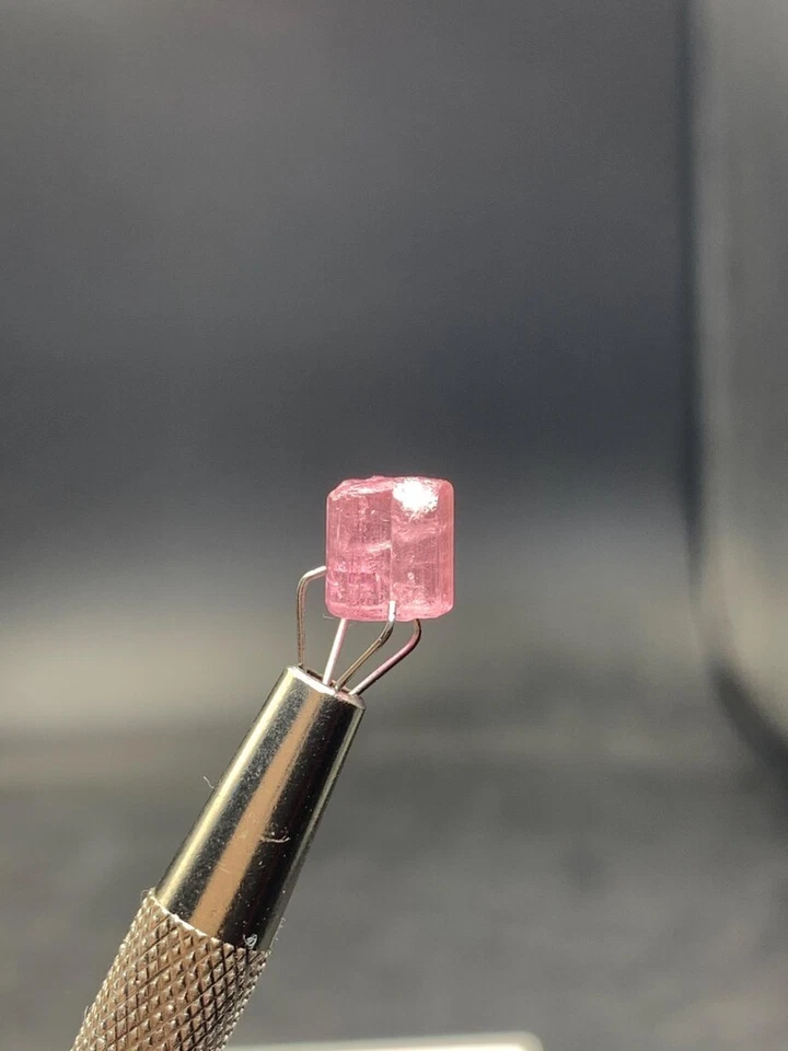 Beauitful Rough Afghanistan Tourmaline Lot – 74 Carats - Image 3 of 4