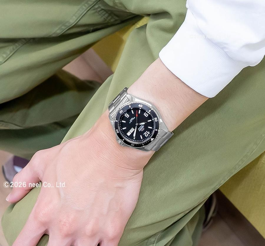 ORIENT Mako II SAA02001B3 自動巻き ORIENT SAA02001B3 Mako II Automatic Black Dial 200m Divers Men's