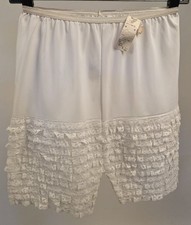DEADSTOCK VINTAGE 1970 S LACE RUFFLE PETTIPANTS SHORTS