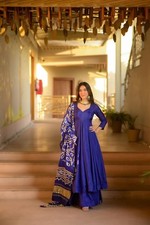 GOWN SALWAR KAMEEZ PAKISTANI INDIAN WEDDING PARTY WEAR DRESS BOLLYWOOD SUIT NEW