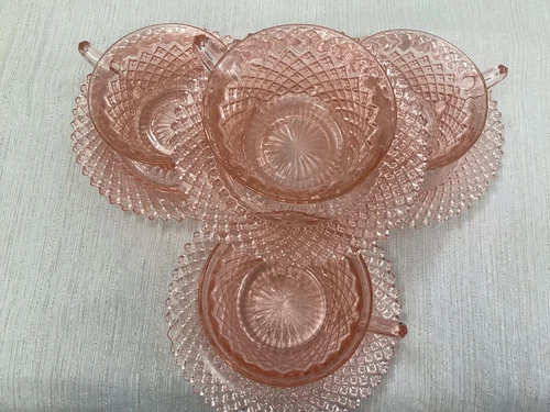 Miss America Diamond Pattern Pink Coffee Hot Tea Cups and Saucers ONLY  (4)