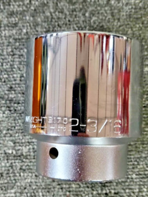 1'' Drive Sockets, 12-Point, Full Polish Finish, S.A.E. 2-3/16'' Wright Tool 8170