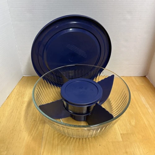 pyrex 7200 Nesting bowl W/blue Lids, Movable Dividers, Chip/vege & Dip Or Mixing