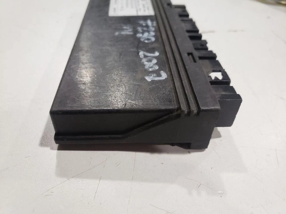 Módulo de control de carrocería BCM - BMW M6 E64 2007 - 04-07 OEM 9136039 Foto 3 de 4