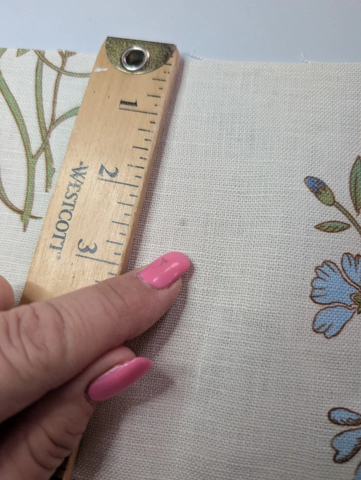 Tela Ostra Multi/Pálida Lino Estampado Doble Uso Volga Lino y Flores 62" Foto 4 de 4