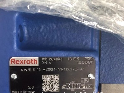 NEW Rexroth R901401742 4WRLE16V200M-41/MXY/24A1 proportional valve