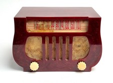 Vintage Dewald Catalin Tube Radio - Oxblood Red